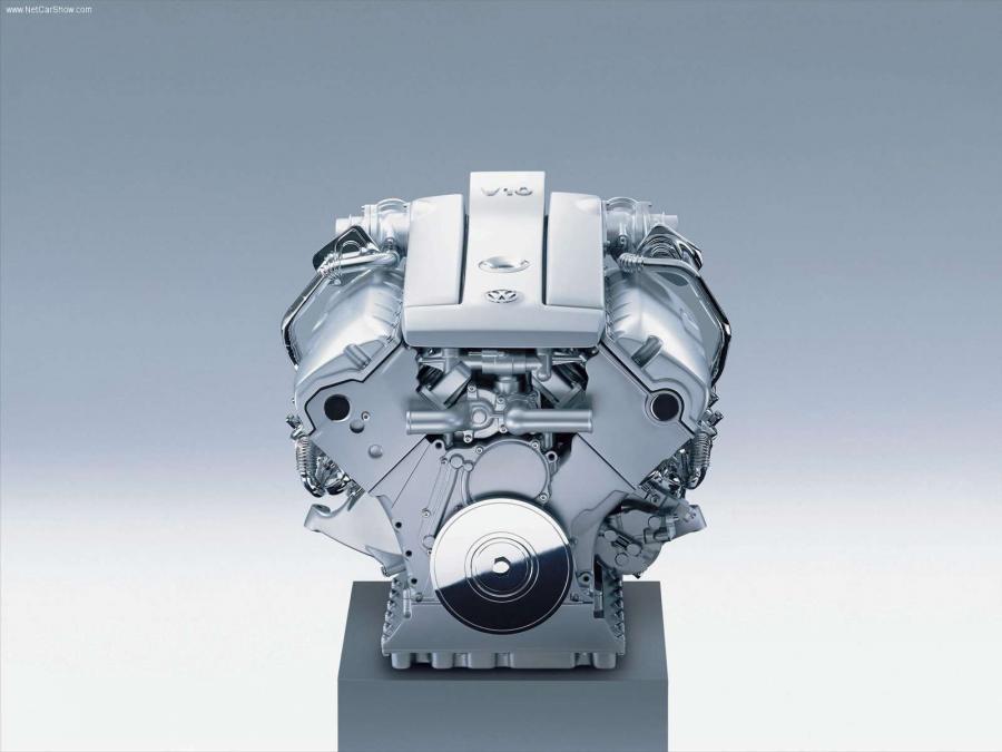  Volkswagen Concept D 1999 года  (фото 2 из 7)